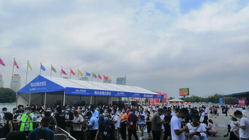 行业现状：个性化需求推动小型广告制作市场蓬勃发展