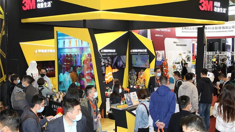 印刷广告制作流程揭秘：关键步骤与注意事项